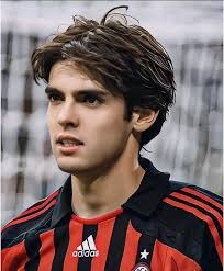 乒乓球新加坡大满贯：王楚钦4-3樊振东夺冠